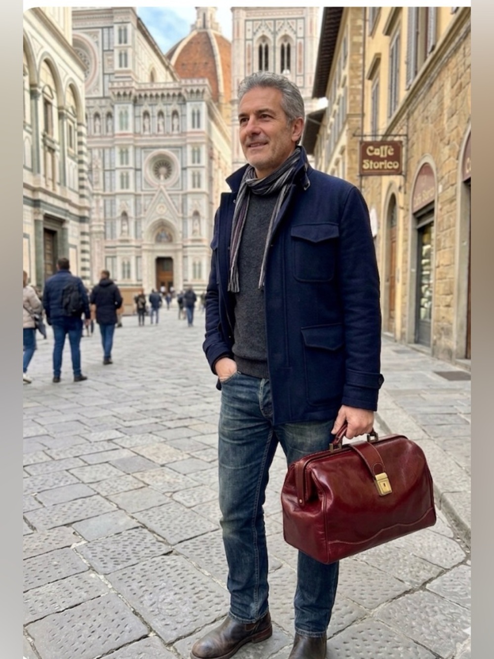 Floto Ciabatta is a modern take on the classic leather doctor bag,